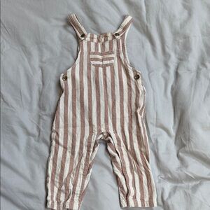 Rylee + Cru Overalls 
Sz 12-18 mos